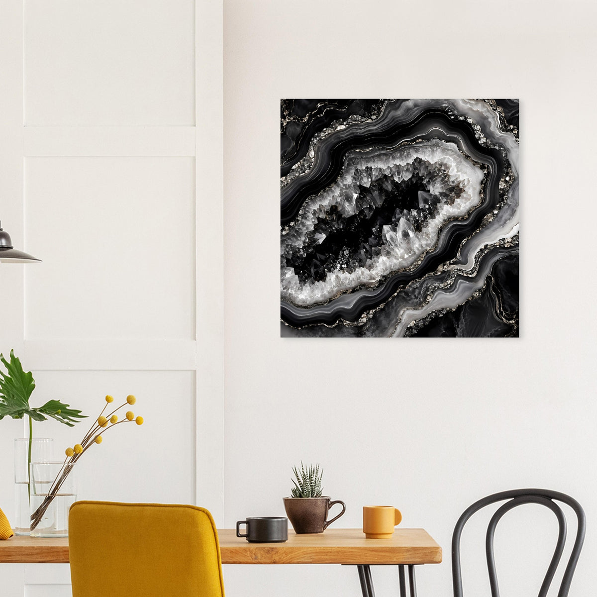 Quadratisches Geoden-Poster in Schwarz-Weiß mit glitzernder Mineralstruktur