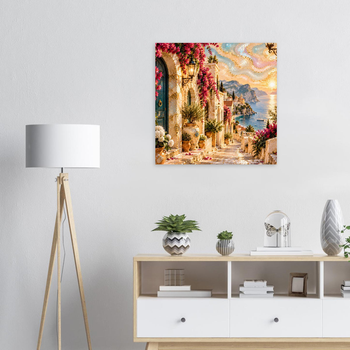 Poster mit mediterranen Bögen, roten Blüten und Blick auf das Meer bei Sonnenuntergang
