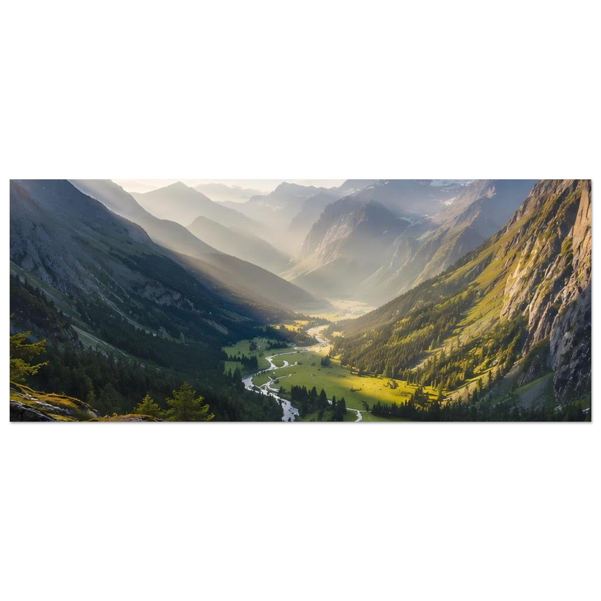 Breites Poster mit weiten Bergen, Talwiese und Fluss im Sonnenlicht