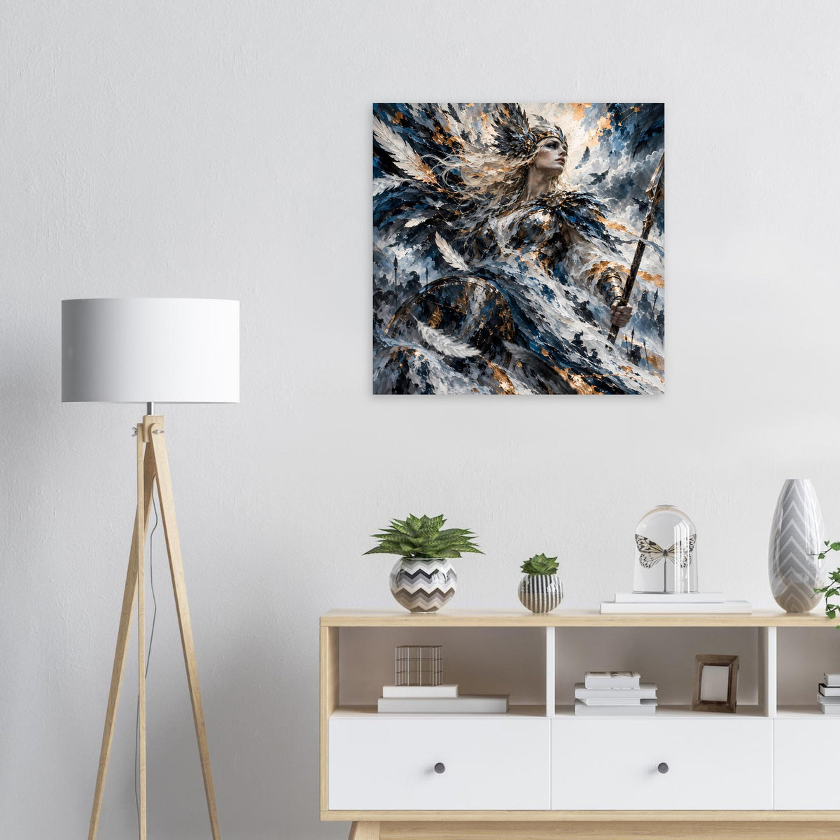 Poster mit Valkyrie in dynamischer Pose, Blau- und Goldtöne auf dunkelblauem Hintergrund