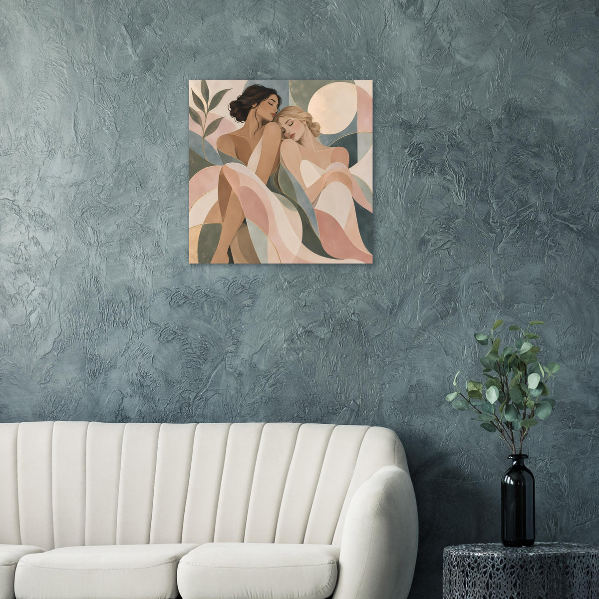 Quadratisches Kunstposter mit zwei Frauenfiguren in cremefarbenen und rosafarbenen Pastelltönen