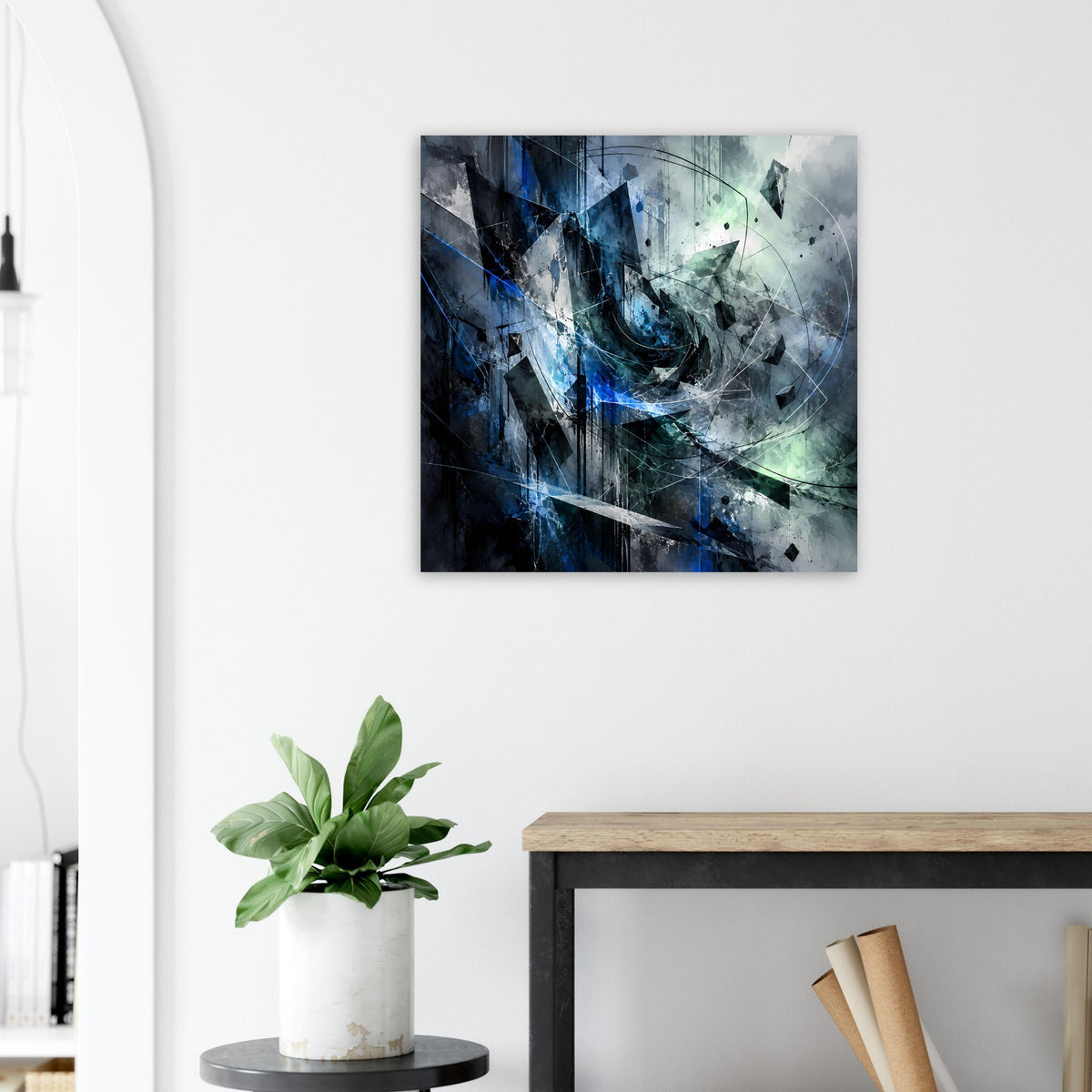 Abstraktes Kunstposter: blaues Schlierenmuster, grünliche Sprenkel und schwarze Flächen