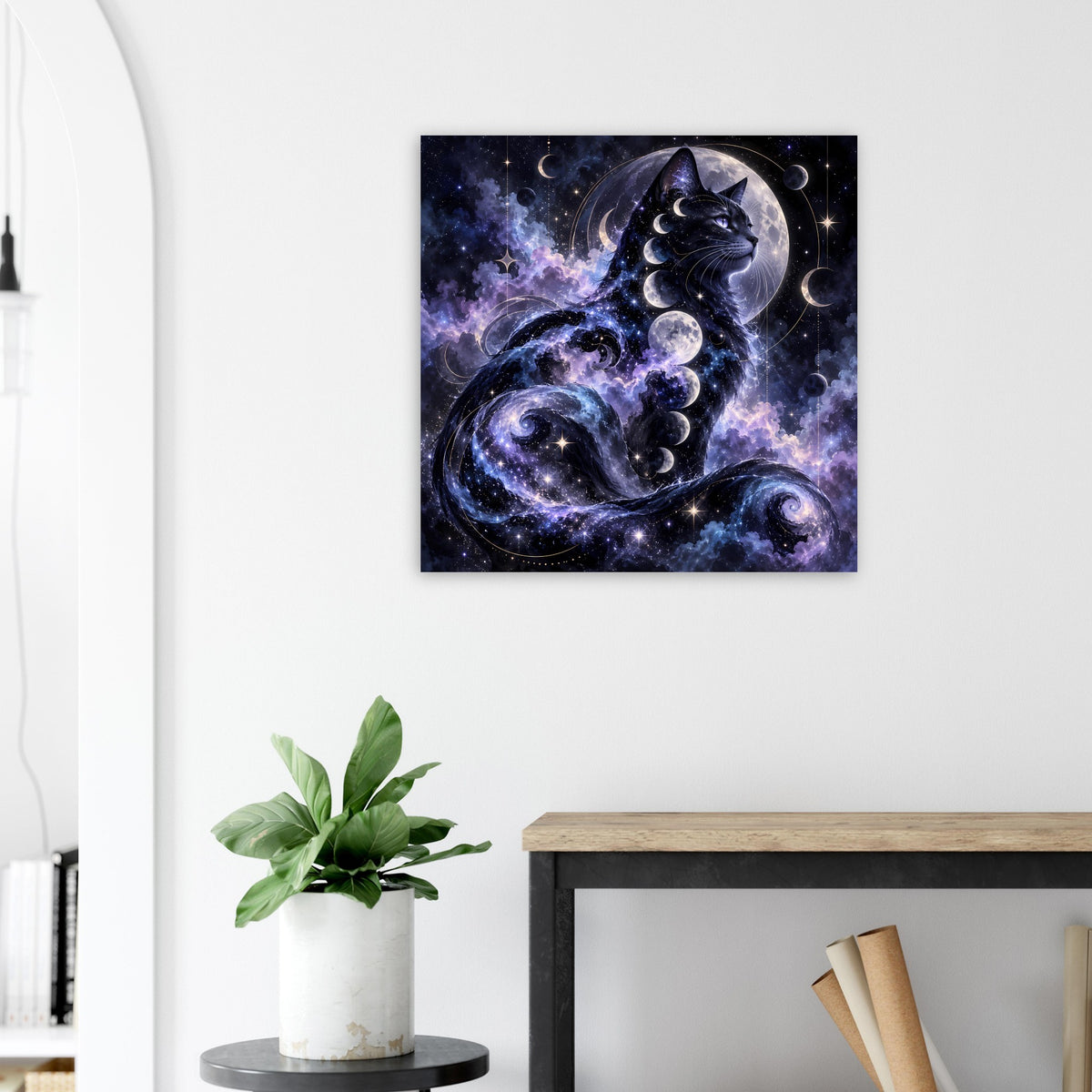 Poster mit kosmischer Katze, Mondphasen und Spiralnebel, quadratisch, schwarzer Rahmen