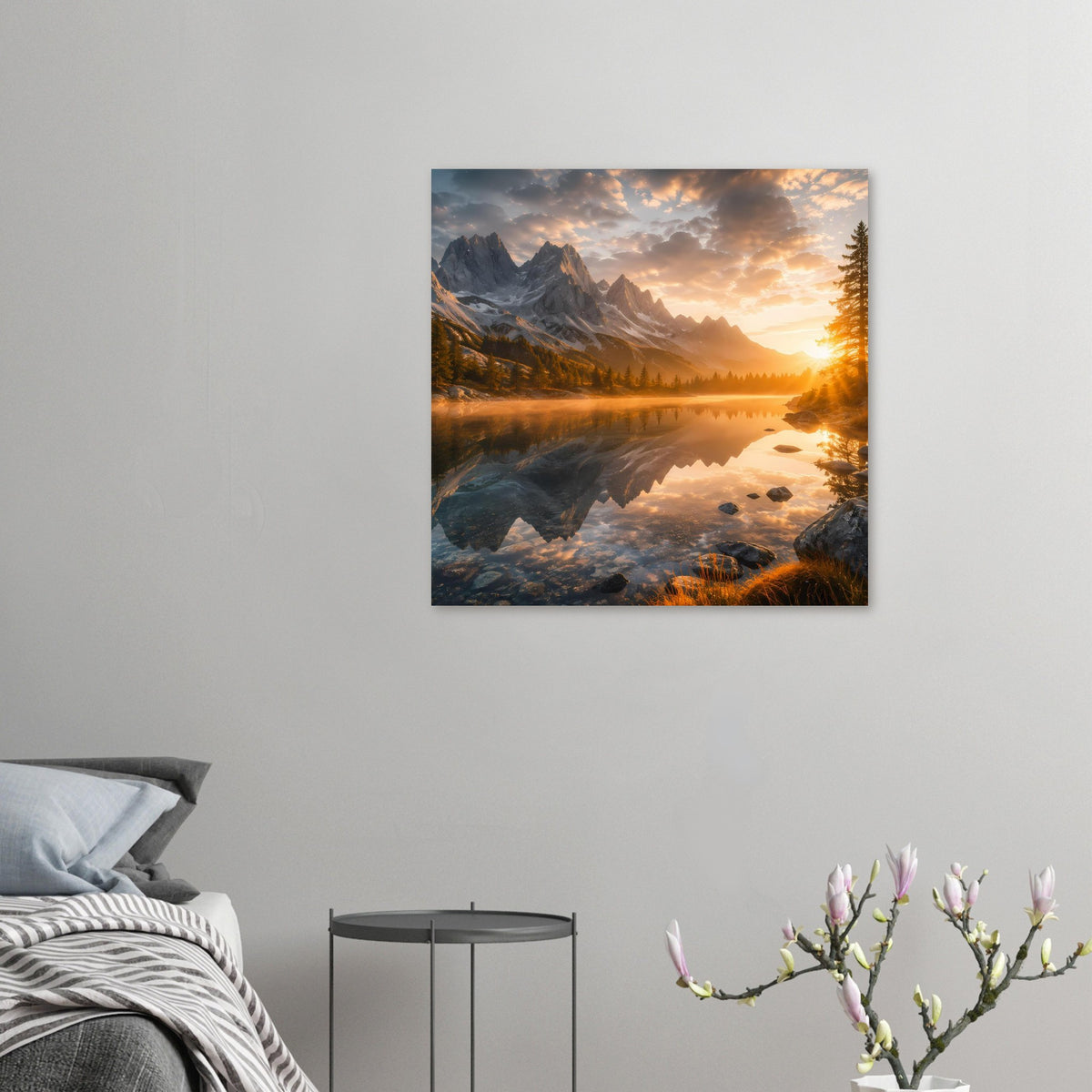 Kleines Poster im Hochformat mit Bergsee und Sonnenaufgang, Felsen und Wasserreflexion