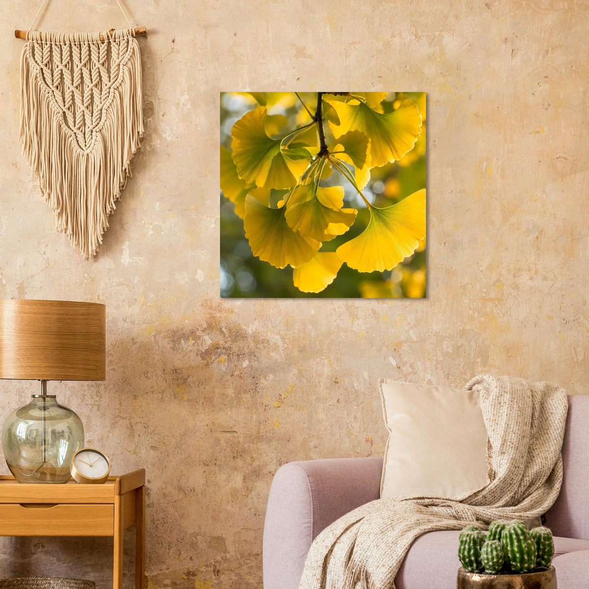 Ginkgoblatt-Poster im dunklen Rahmen mit gelben Ginkgoblättern, quadratisch