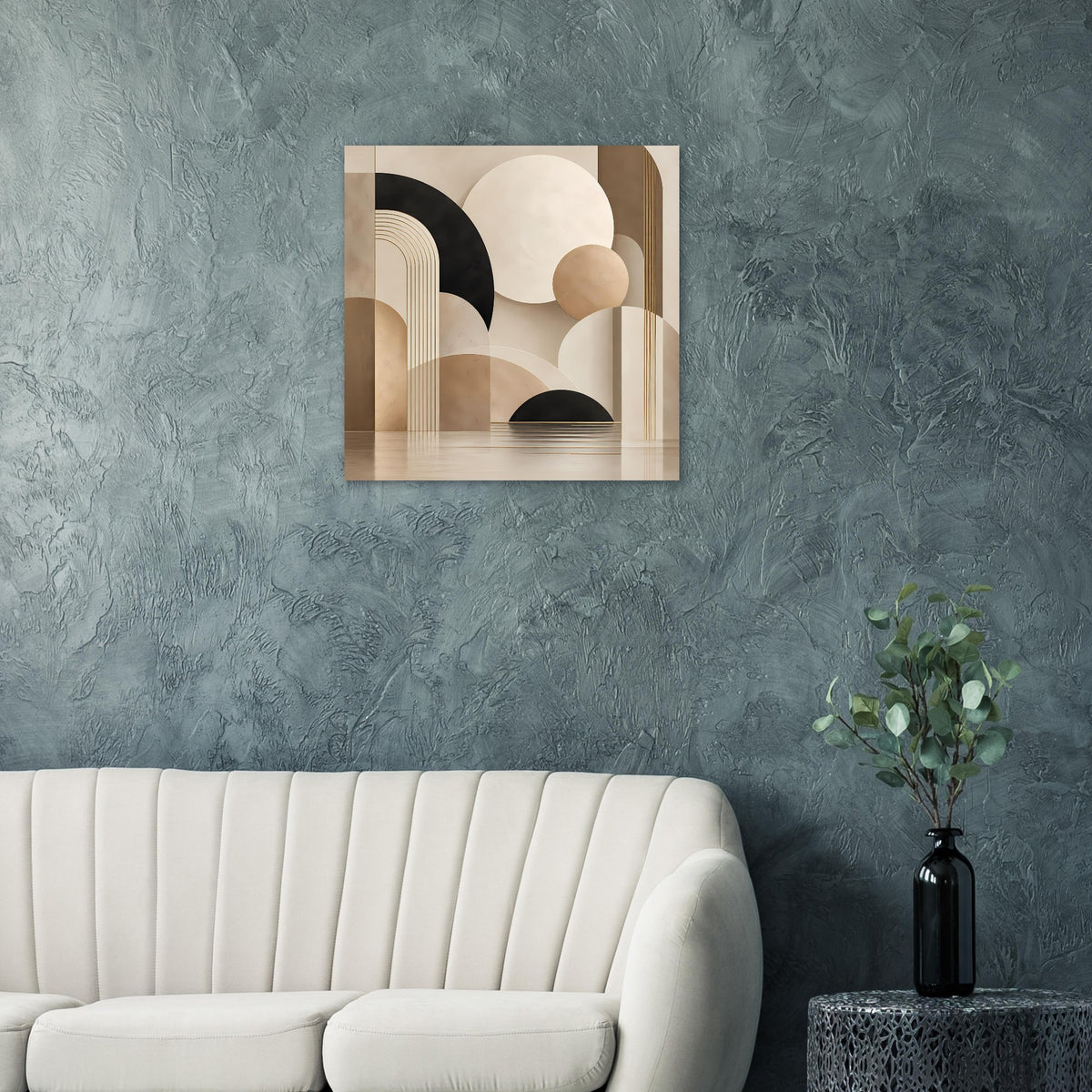 Abstraktes Kunstposter im Rahmen mit Kreisen und Bögen in Erdtönen mit Goldakzenten.