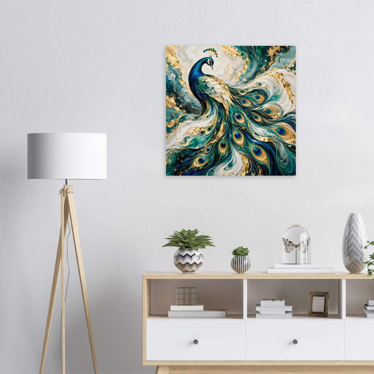 Pfau-Kunstposter mit türkisblauem Federschwanz und goldenen Wirbeln, quadratisch
