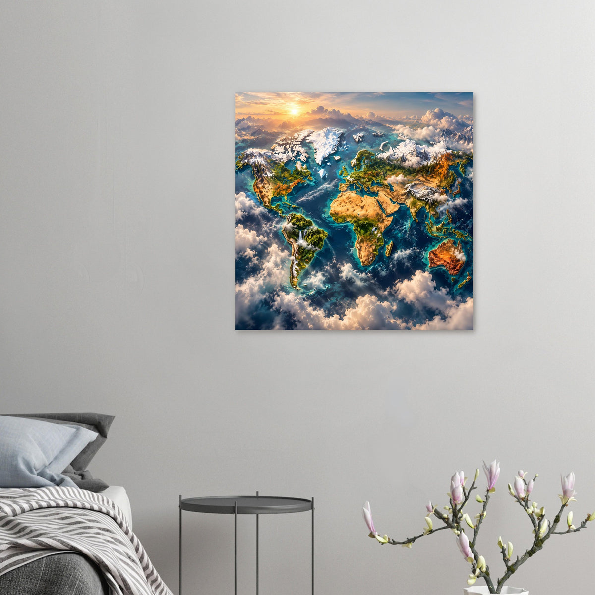 Kleines Weltkarten-Poster mit Weltkarte in Blaugrün und bunten Kontinenten vor Wolken