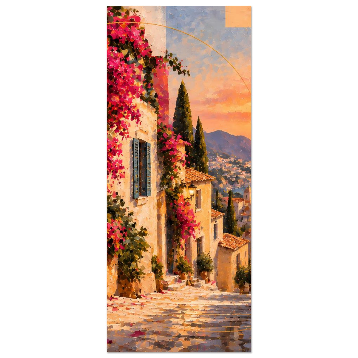 Vertikales Poster mit mediterraner Gasse, floralen Ranken an Fassaden und warmem Sonnenuntergang