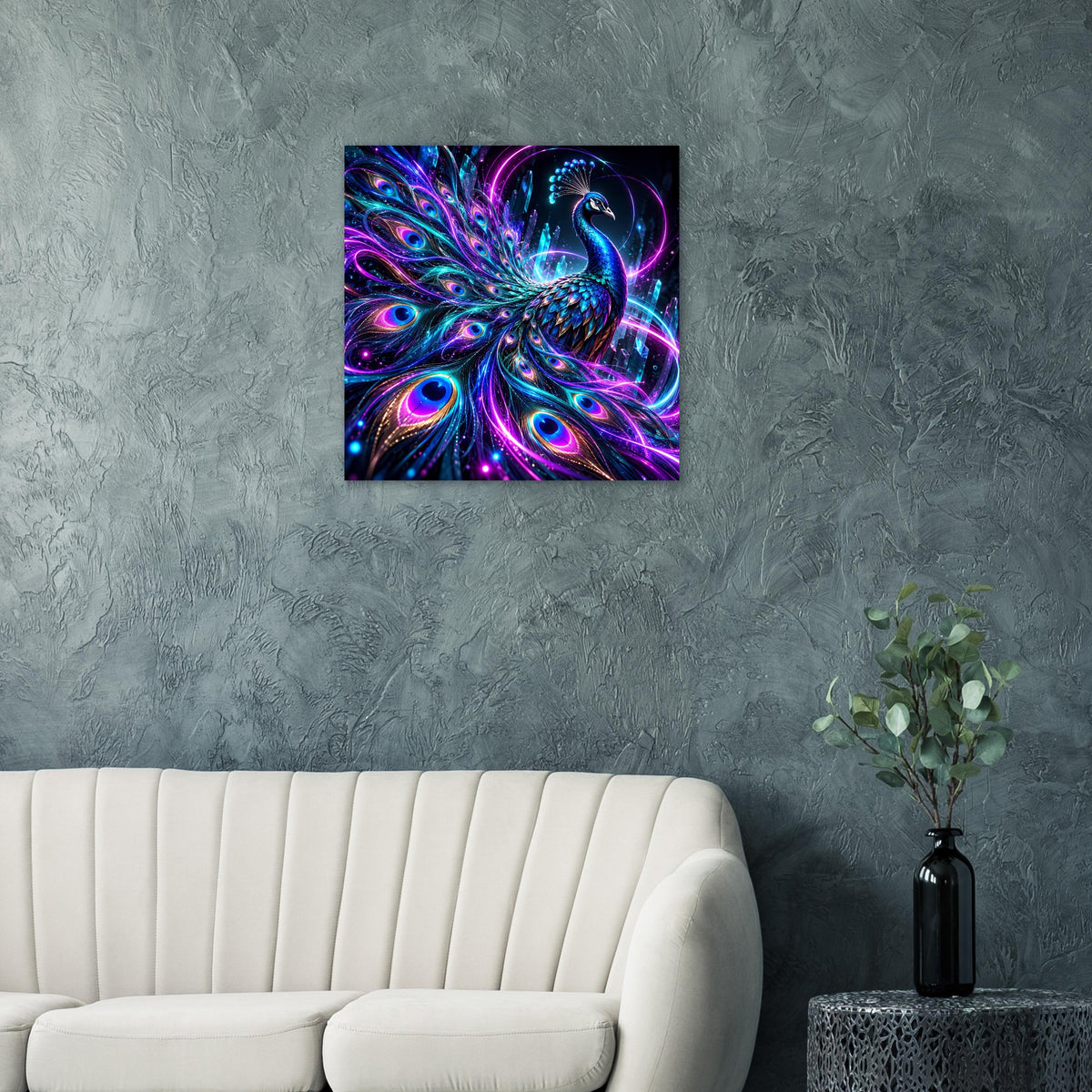 Wandposter mit neonbuntem Pfau und spiralförmigen Lichtmustern