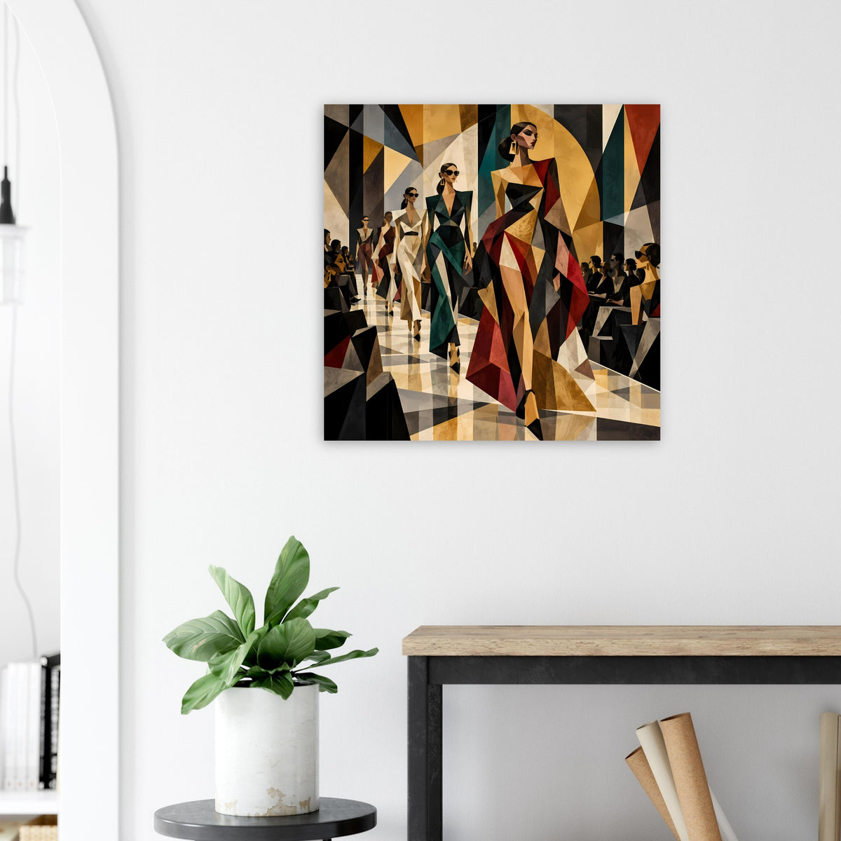Quadratisches Poster mit schwarzem Rahmen, Laufsteg-Motiv mit geometrischen Flächen in Dunkelbraun und Gold