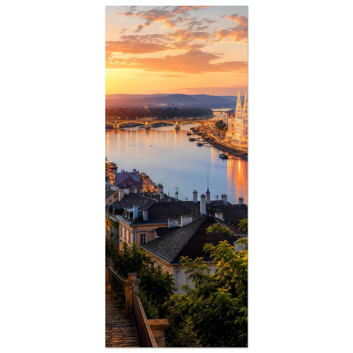 Schmales Hochformat-Stadtlandschaftsposter mit Sonnenuntergang, Fluss und Dom
