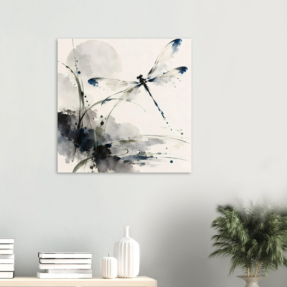 Kleines Aquarell-Poster mit Libelle in Blau und Grau, zarte Linien und Farbverläufe.
