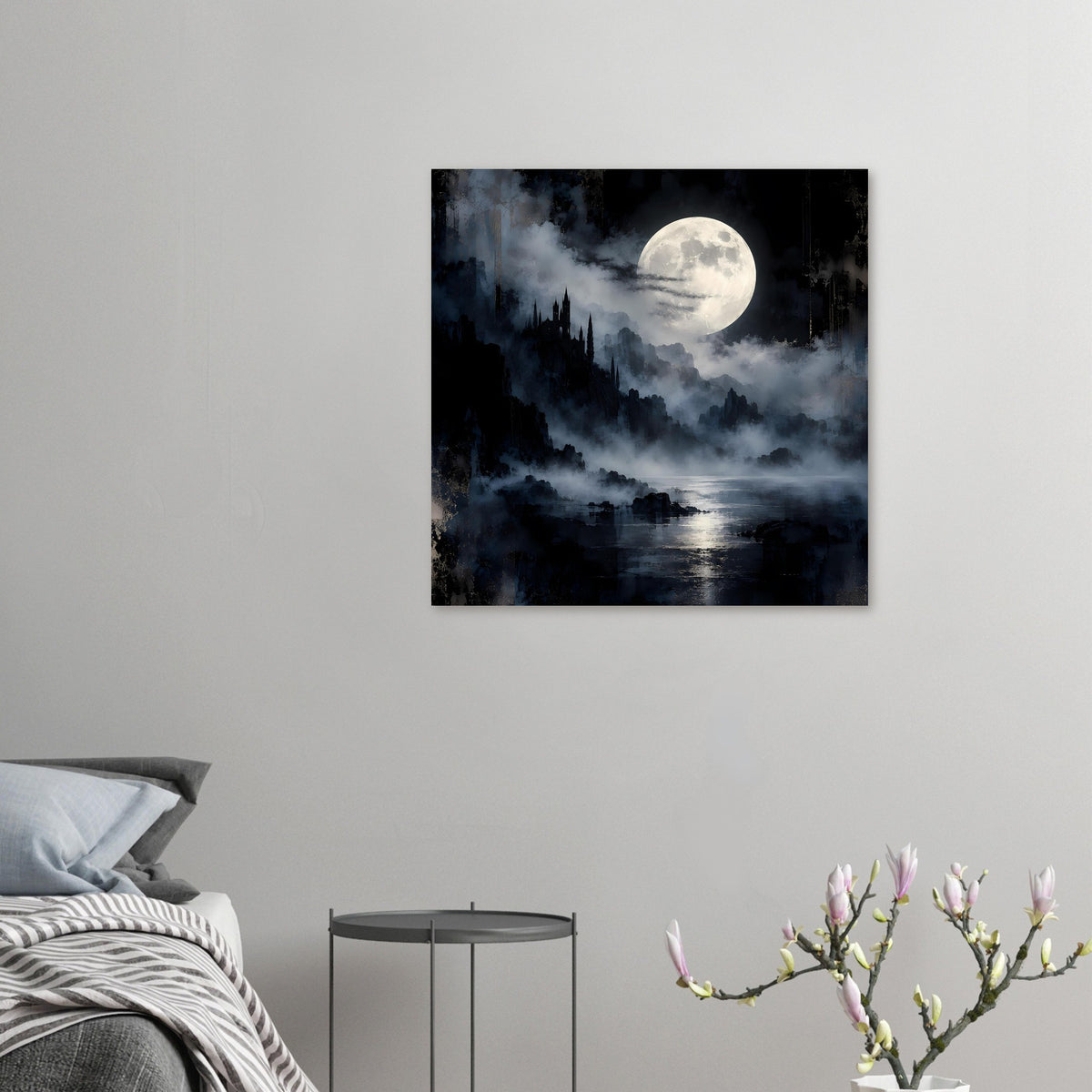 Fantasy-Landschaftsposter (klein) mit Mond über nebliger Wasserlandschaft und Burgkonturen