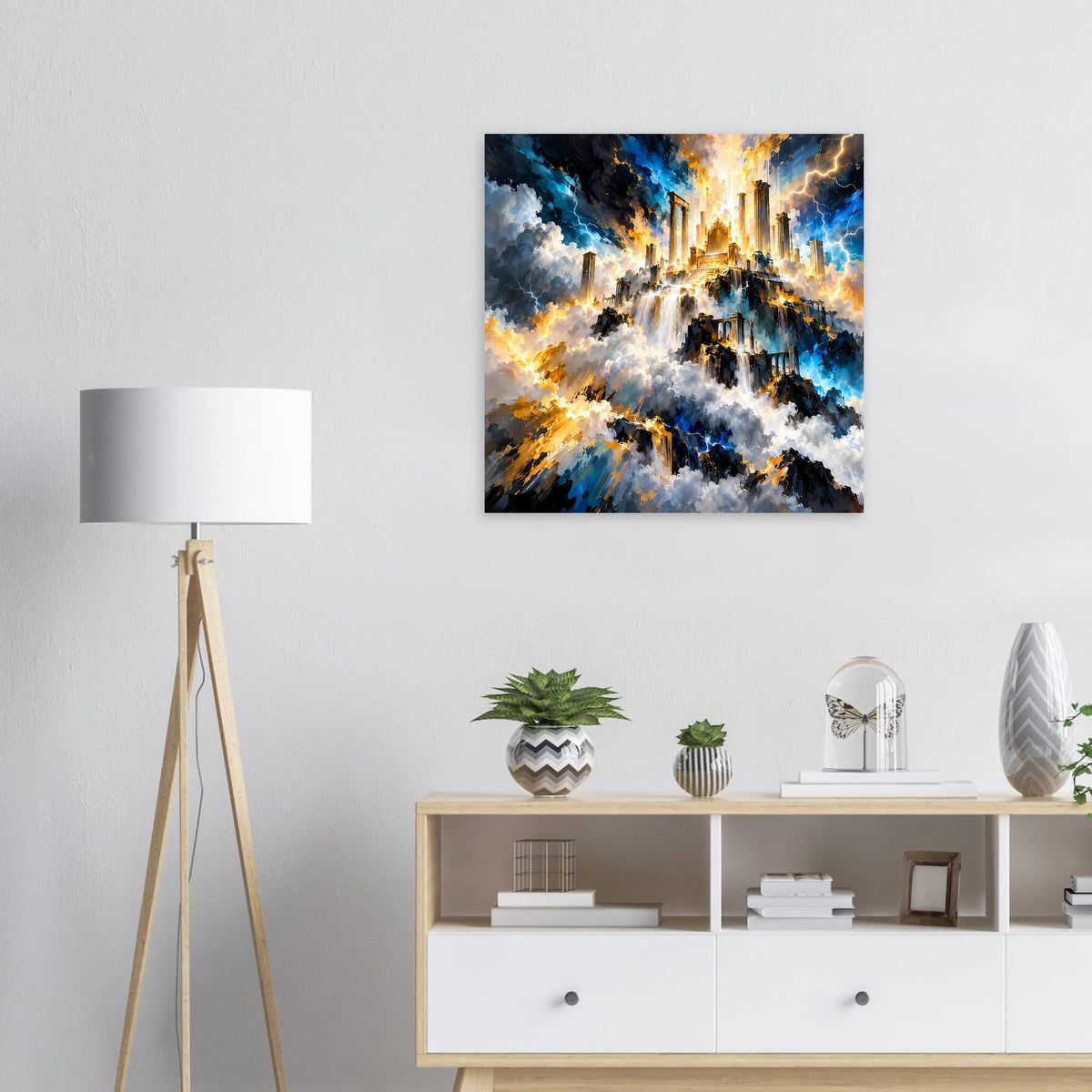Quadratisches Fantasy-Poster mit schwarzem Rahmen, Blick auf goldes Licht zwischen Wolken