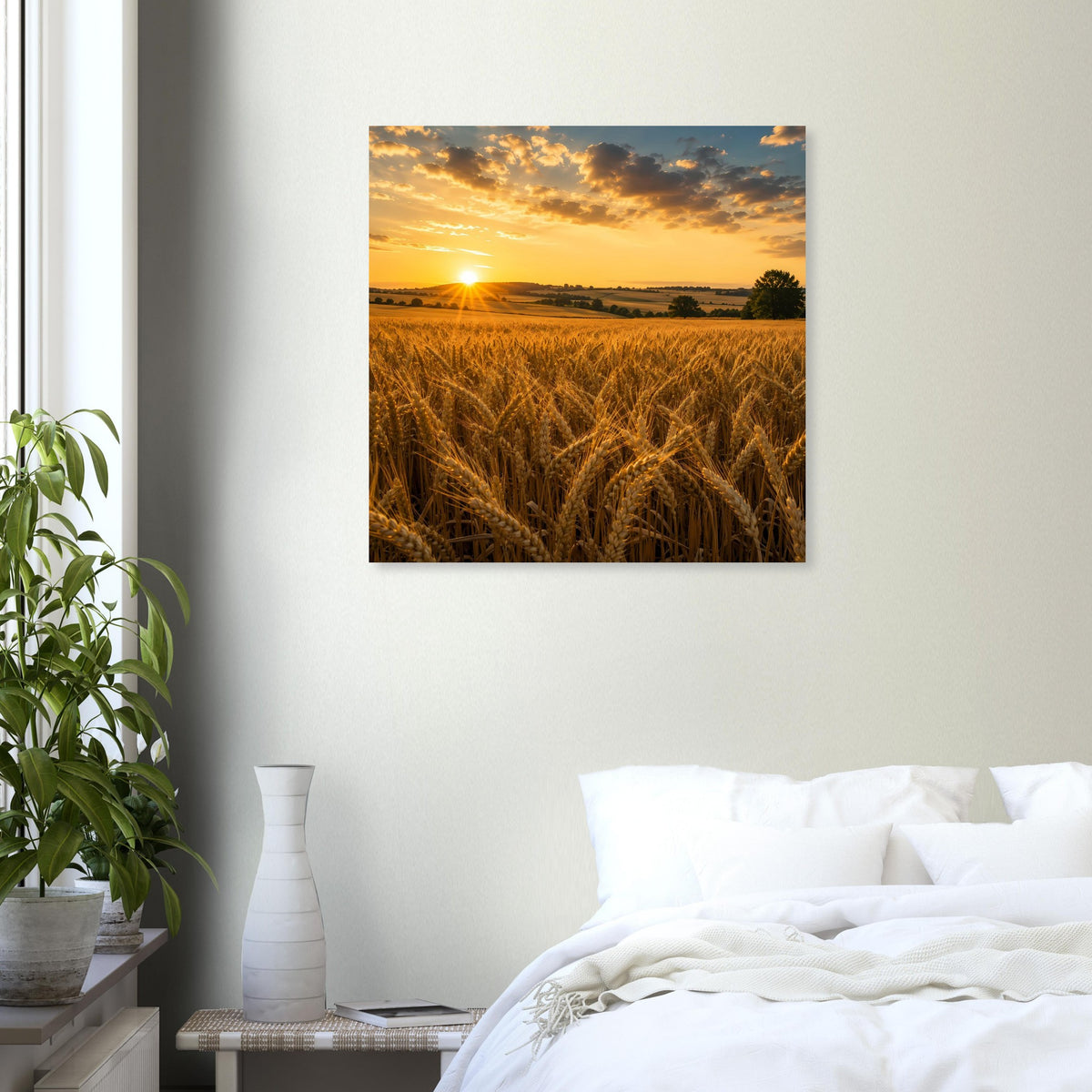 Quadratisches Poster mit Sonnenaufgang über goldenem Weizenfeld und dramatischen Wolken