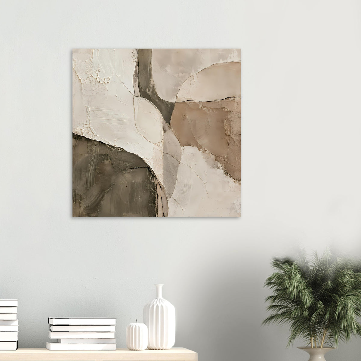 Quadratisches Kunstposter mit abstrakten Formen in Beige, Braun und Taupe.