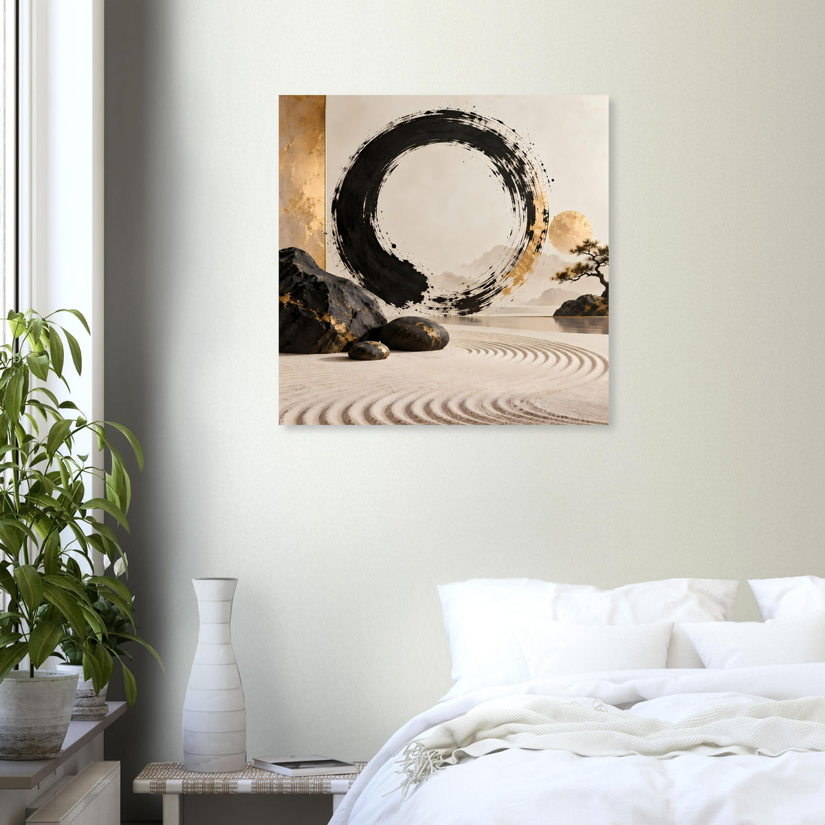 Abstraktes Zen-Poster mit schwarzem Pinselkreis und goldenem Lichtakzent