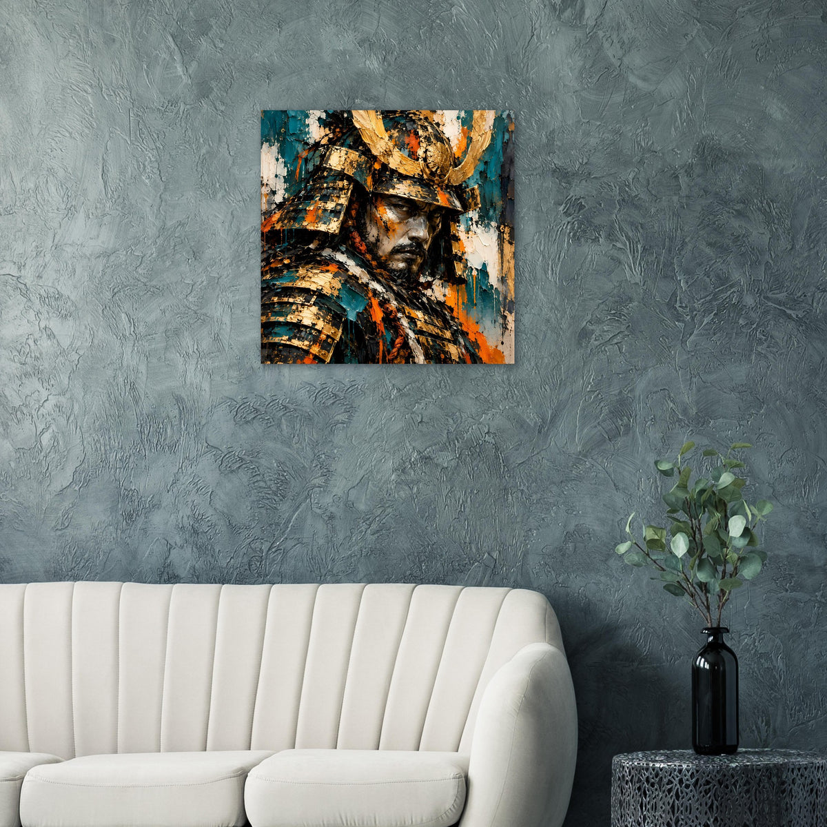 Poster mit Samurai-Gesicht im Helm, türkis-goldener Farbmix und orange Sprenkel, abstrakt