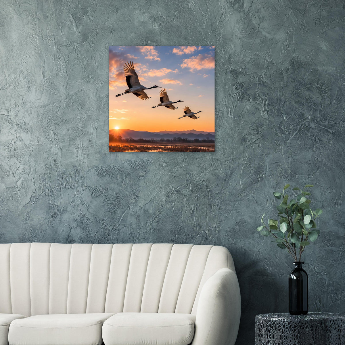 Wandposter mit Kranichen im Flug bei Sonnenuntergang, ruhige Horizontansicht