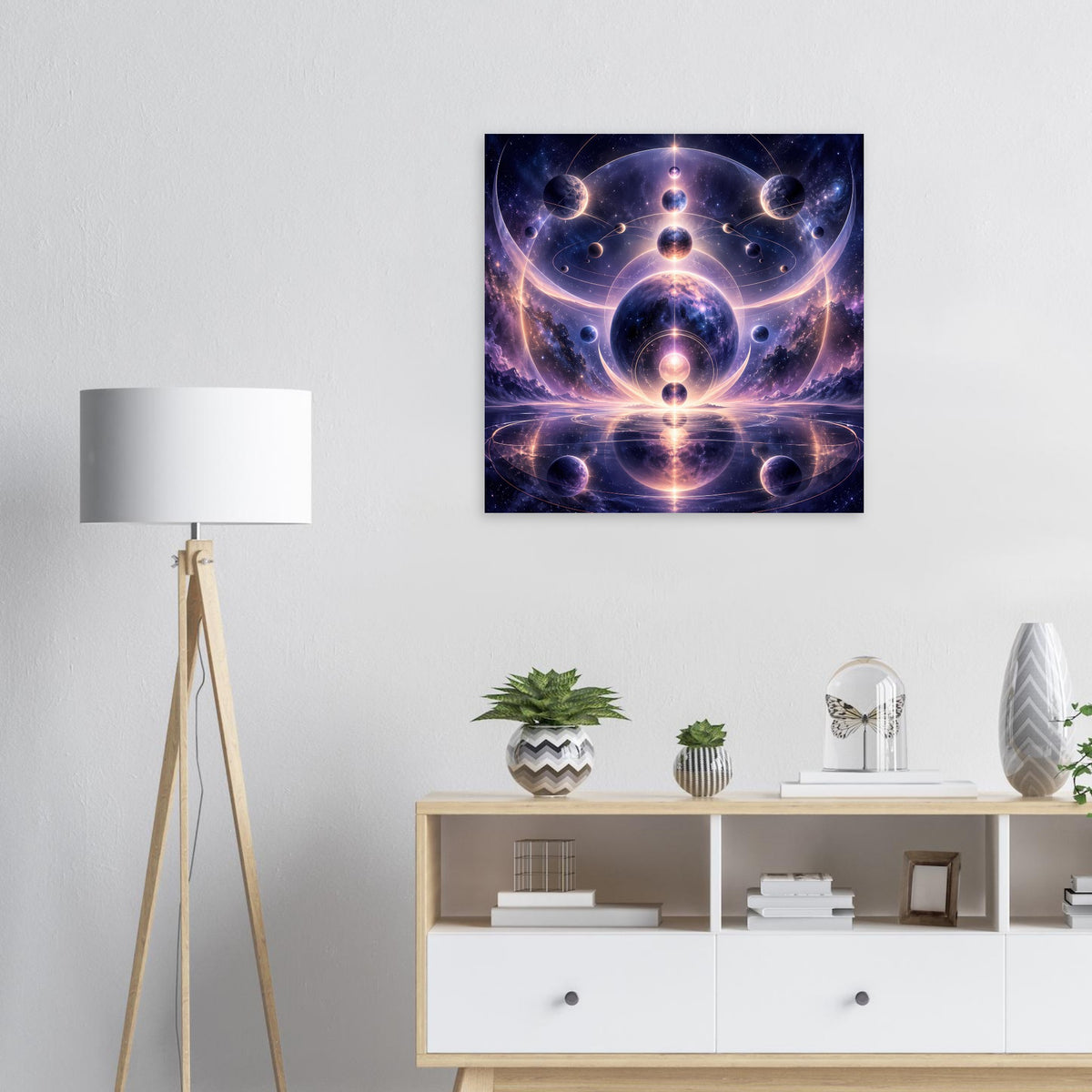 Quadratisches Poster mit violett-blauer Weltraum-Mandala-Optik und leuchtenden Bahnen.