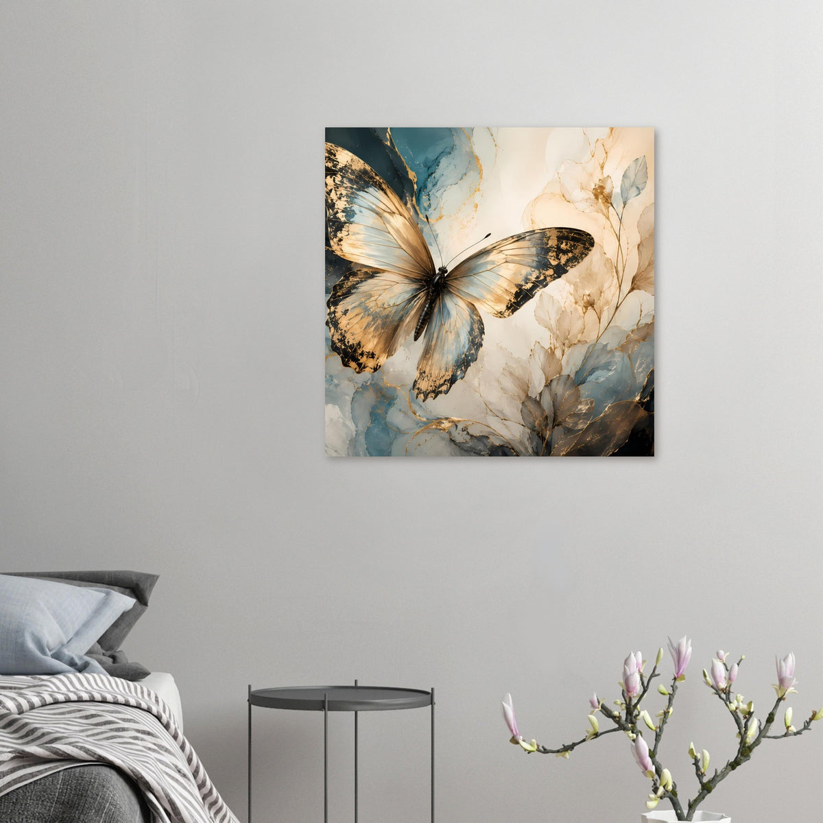 Kleines Kunstposter mit Schmetterling in Blau-Gold und beigen Blattzweigen