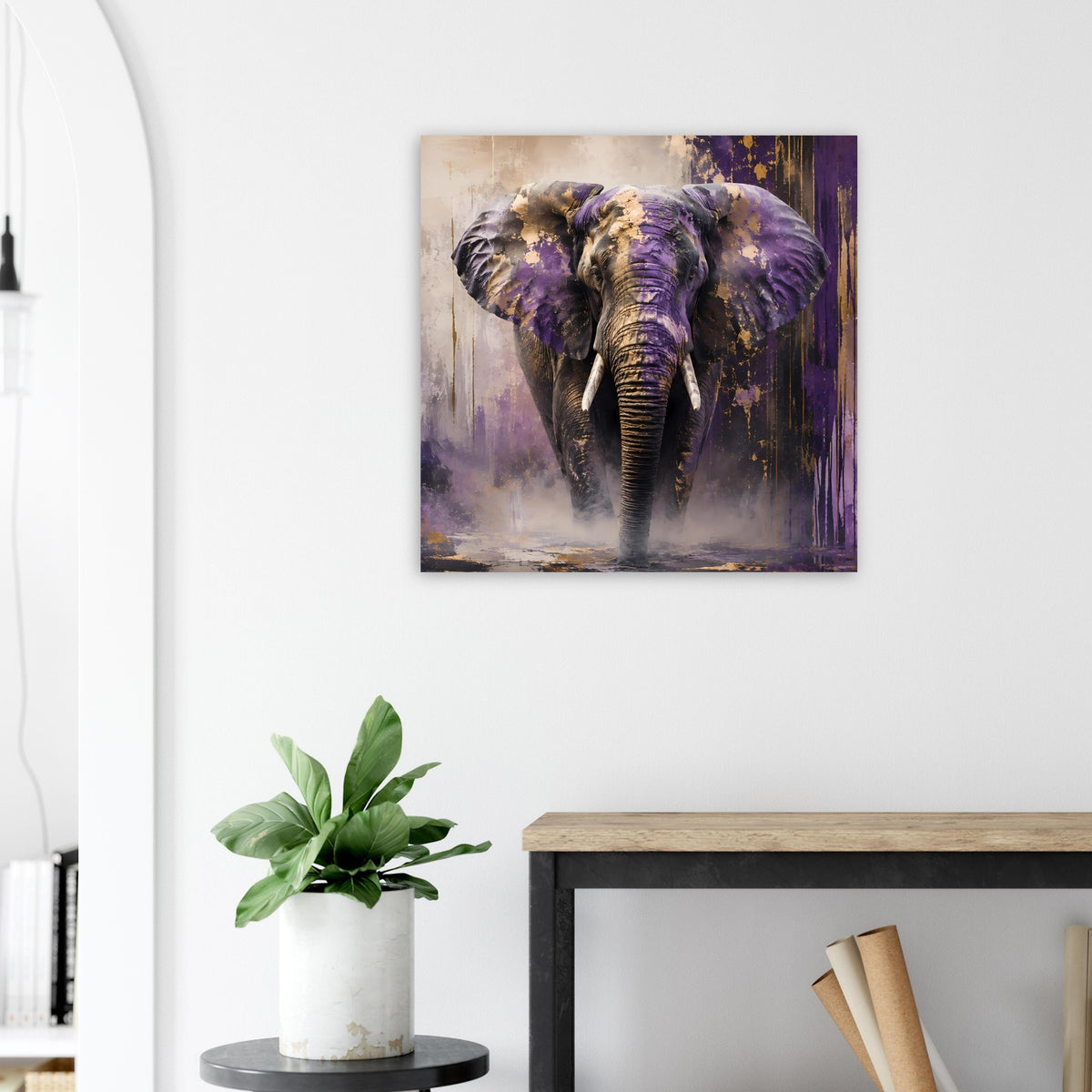 Violettes Elefantentierposter mit goldenen Highlights, quadratisches Wandbild