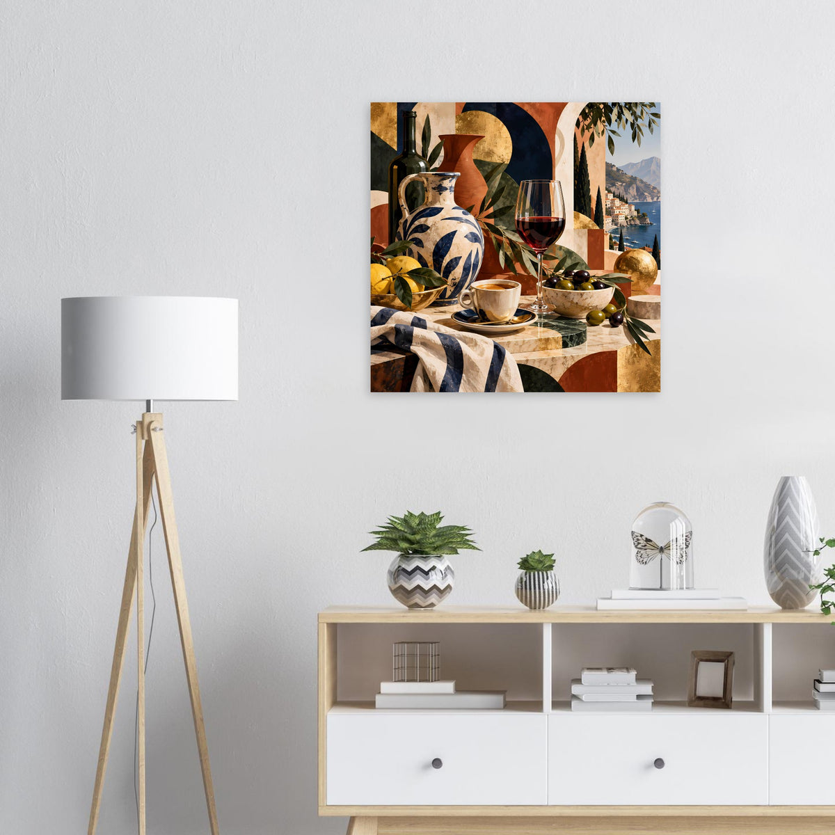 Quadratisches Wandposter mit Stillleben: Oliven, Tasse und Weinglas, mediterrane Küche.