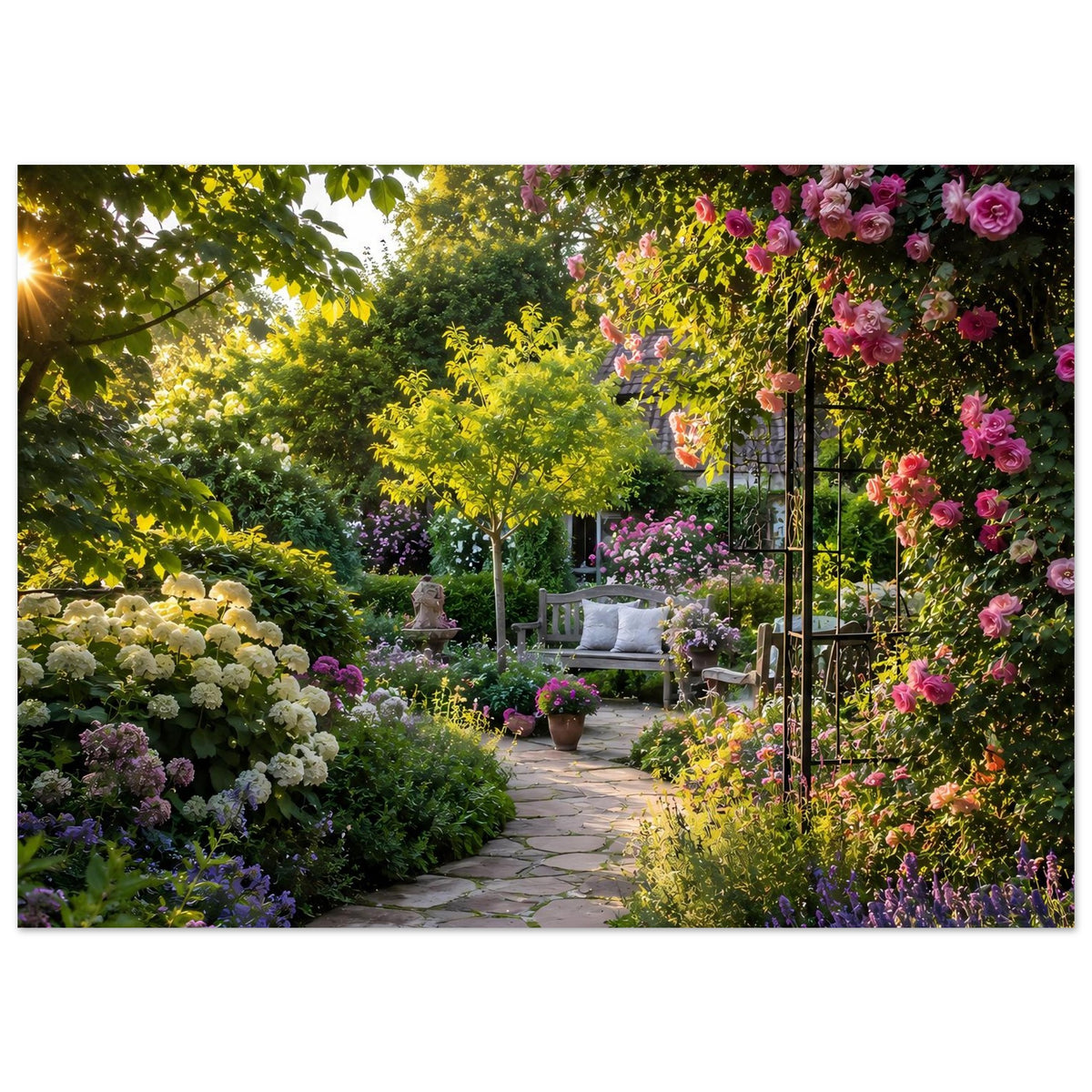 Blumenposter mit Gartenweg, gelbem Blätterdach und rosa Rosen, Sonnenlicht links