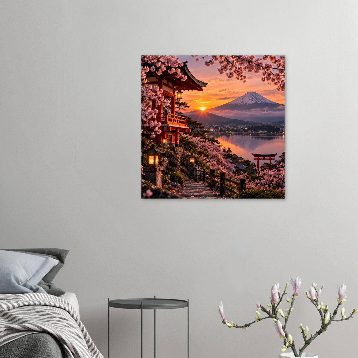 Kleines Premium-Poster mit Kirschblüten, Torii und Berg Fuji bei Sonnenuntergang