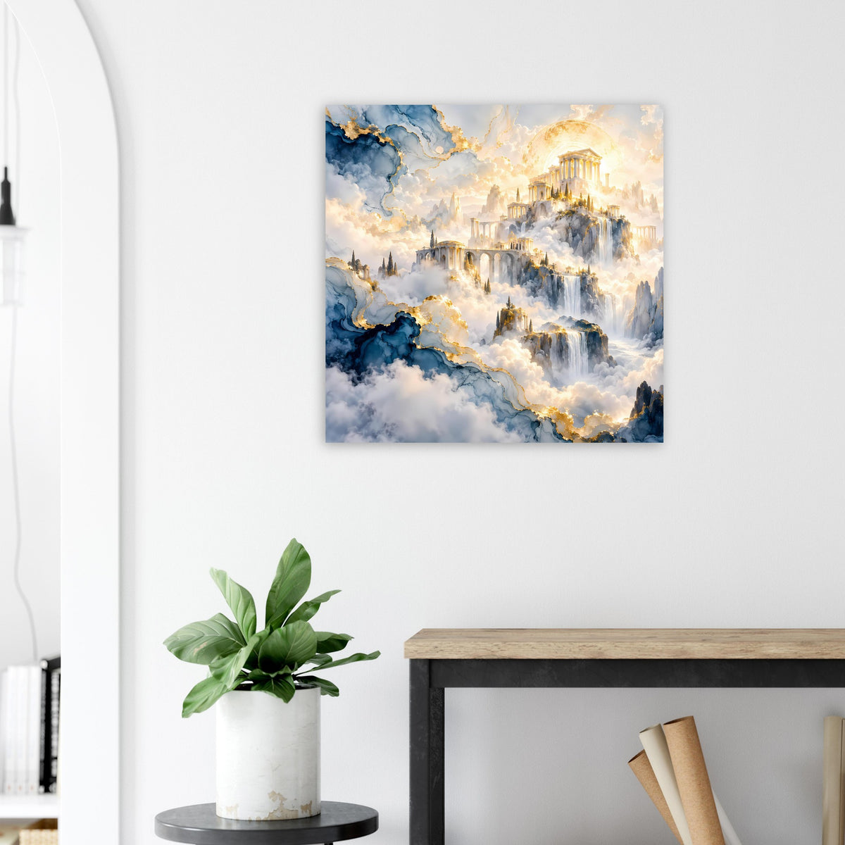 Poster mit hellem Sonnenaufgang, blauen Wolken und einer beleuchteten Felsenstadt