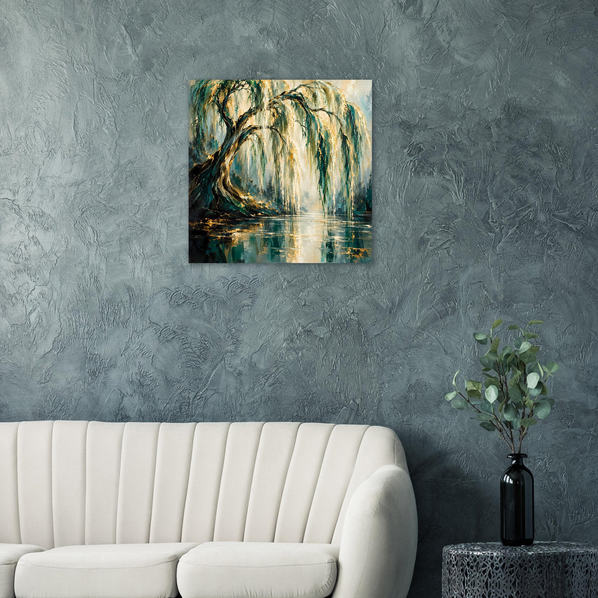 Quadratisches Poster mit Weidenbaum-Motiv in grün-gold und Spiegelung im Wasser