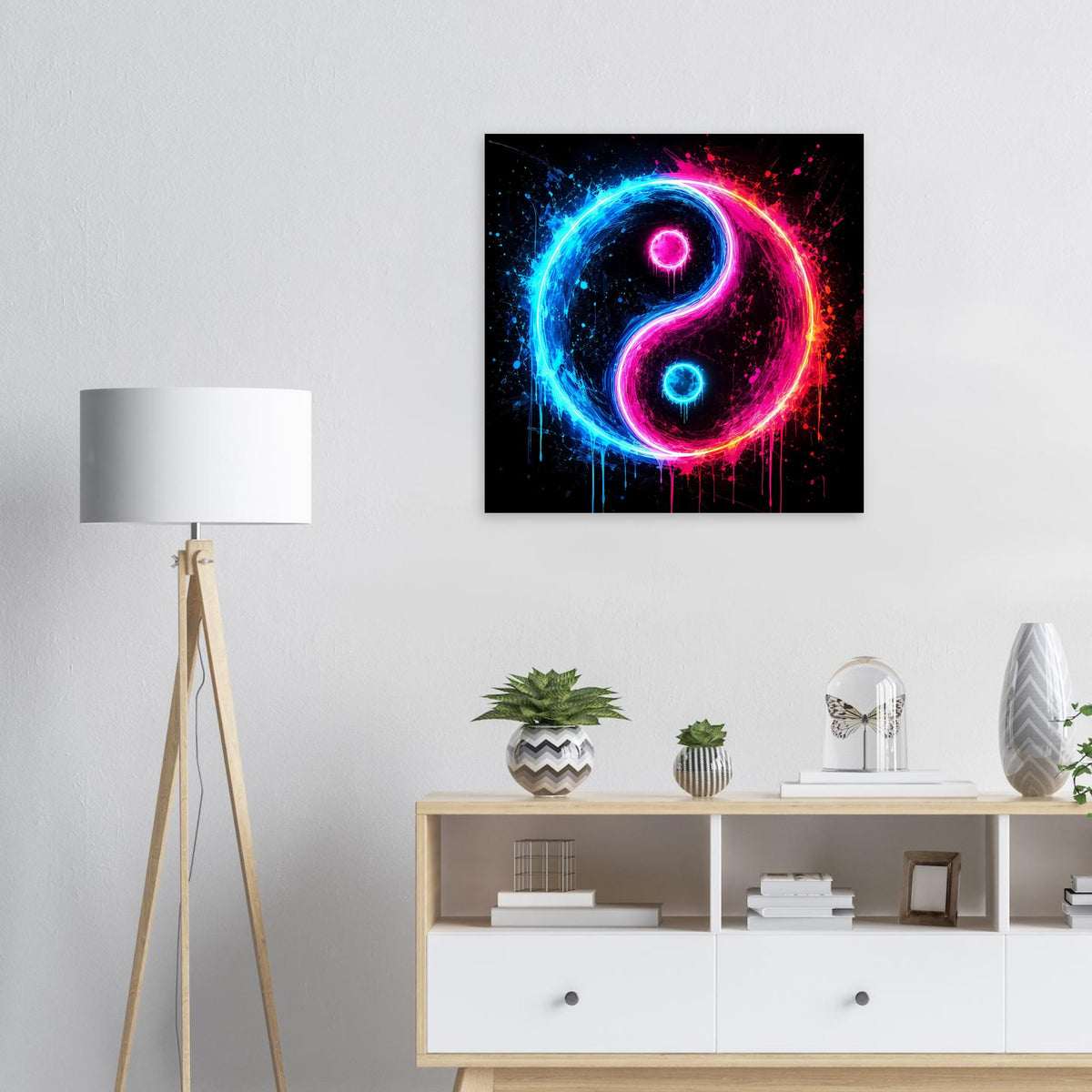 Quadratisches Poster: Neon-Yin-Yang mit blauem und pinkem Leuchten sowie Spritzdekor