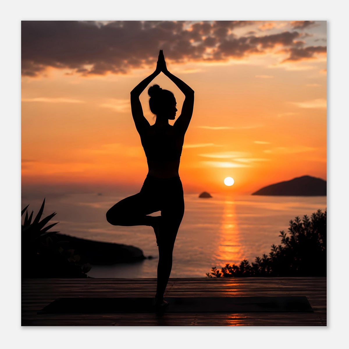 Yoga-Poster im Hochformat mit schwarzer Yogafigur in Lotussitz vor orangefarbenem Abendhimmel