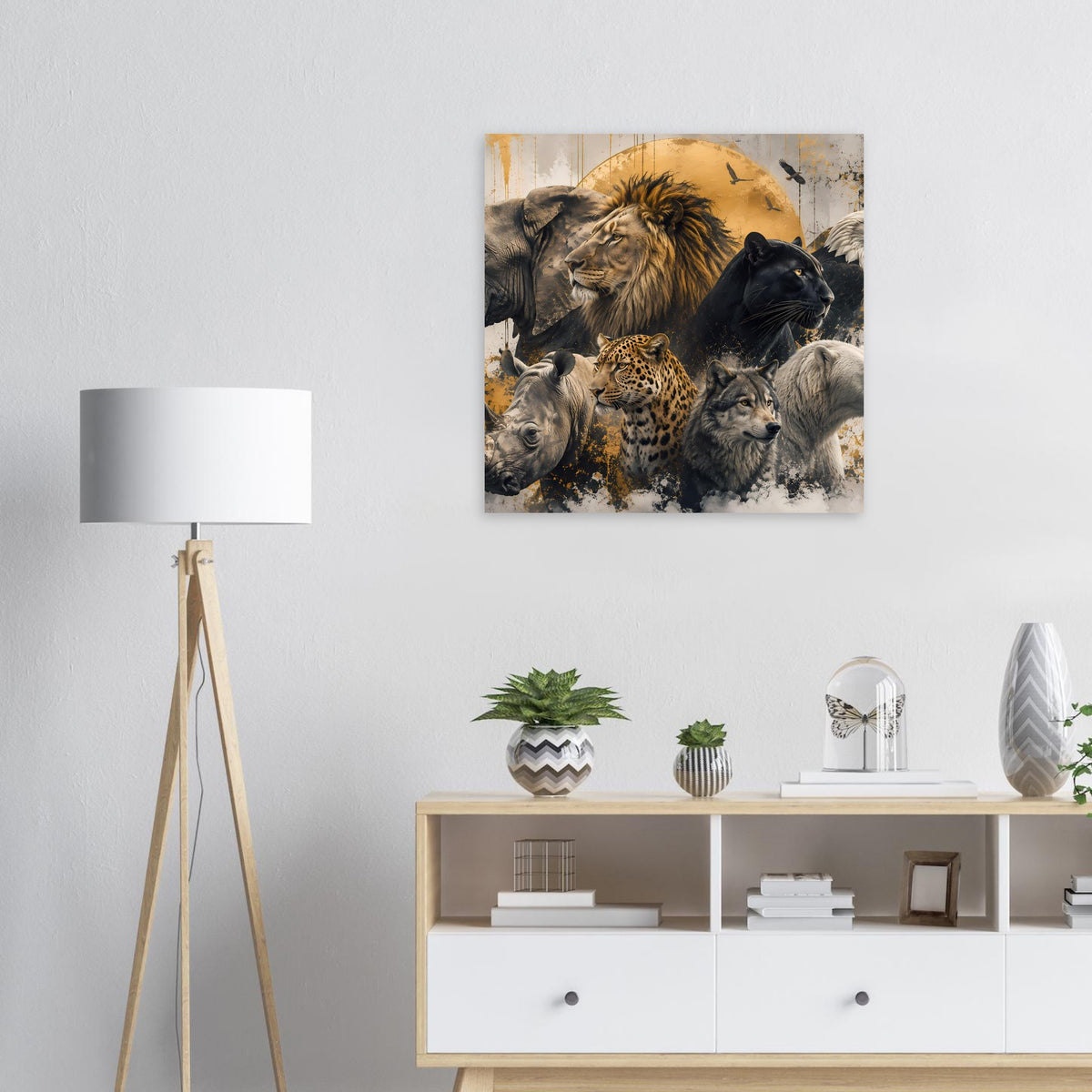 Wildtier-Poster mit Löwe, Panther und Leopard, stilisierte Tiere in Gold und Schwarz