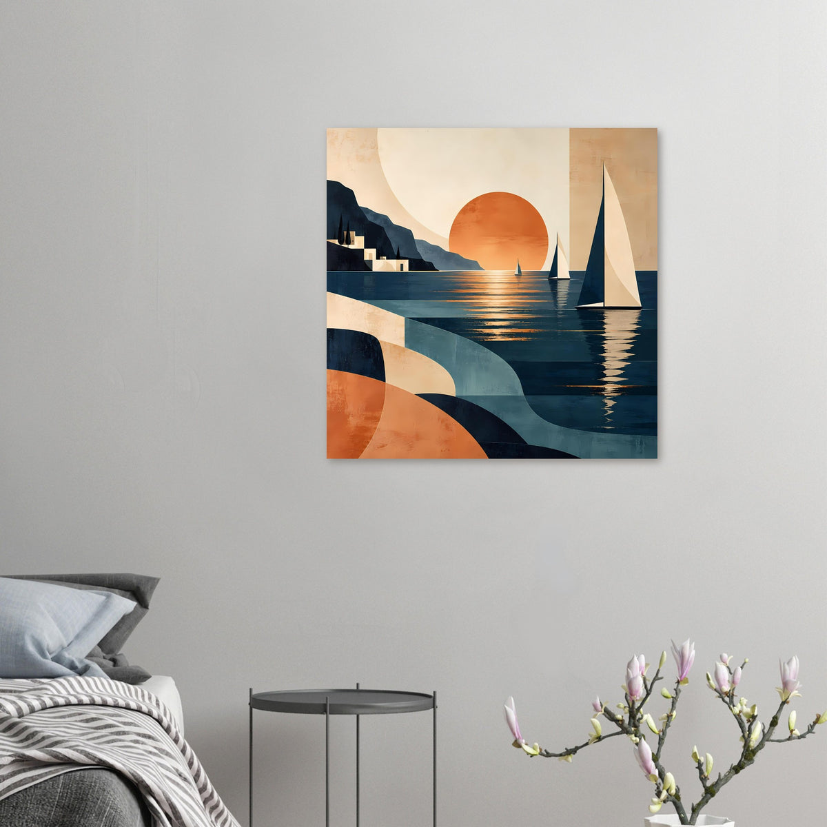 Horizontales Poster mit orangefarbener Sonne, Segelbooten und ruhigem Meer in warmen Farben