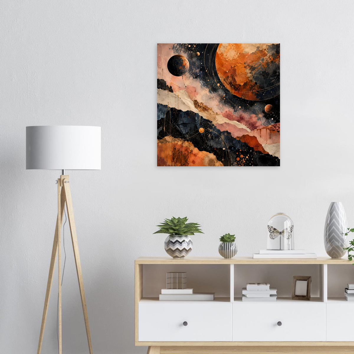 Gerahmtes quadratisches Poster mit kosmischem Abstraktmotiv in warmen Erdtönen