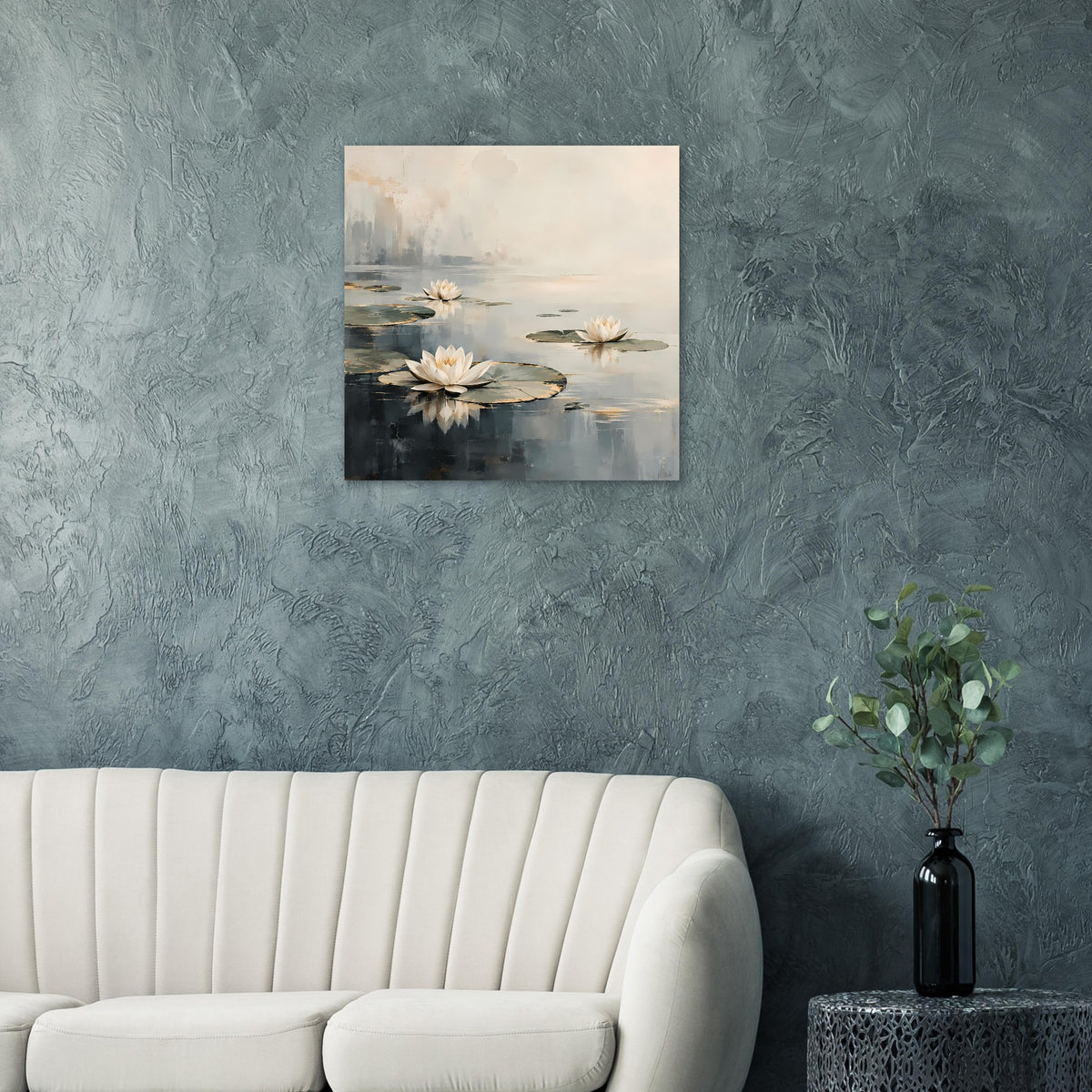 Poster mit weißen Wasserlilien, ruhiger Seeoberfläche und hellen Pastelltönen