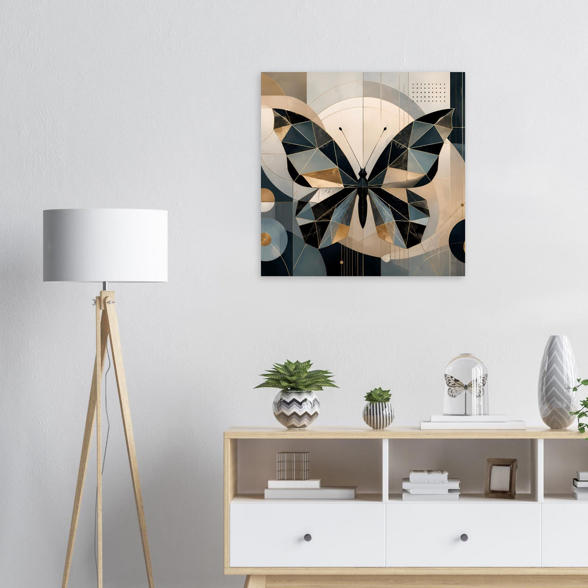 Quadratisches Poster mit geometrischem Schmetterling, Petrol, Gold und Beige im Rahmen
