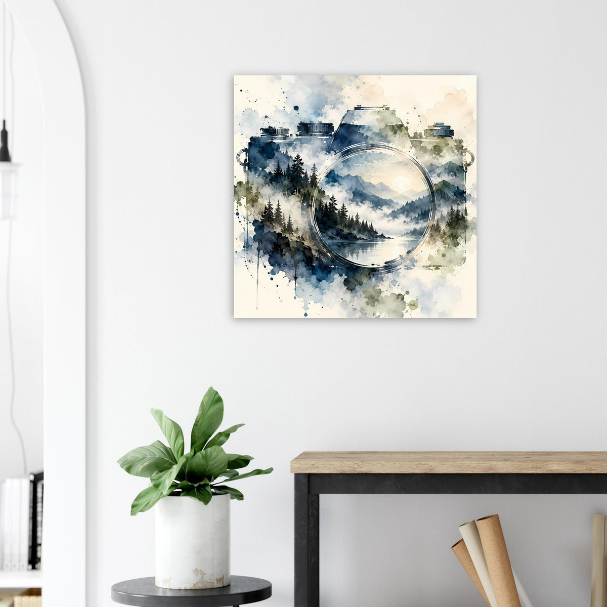 Quadratisches Aquarell-Poster mit runder Szene: Berge, Wald und Mond in Blau
