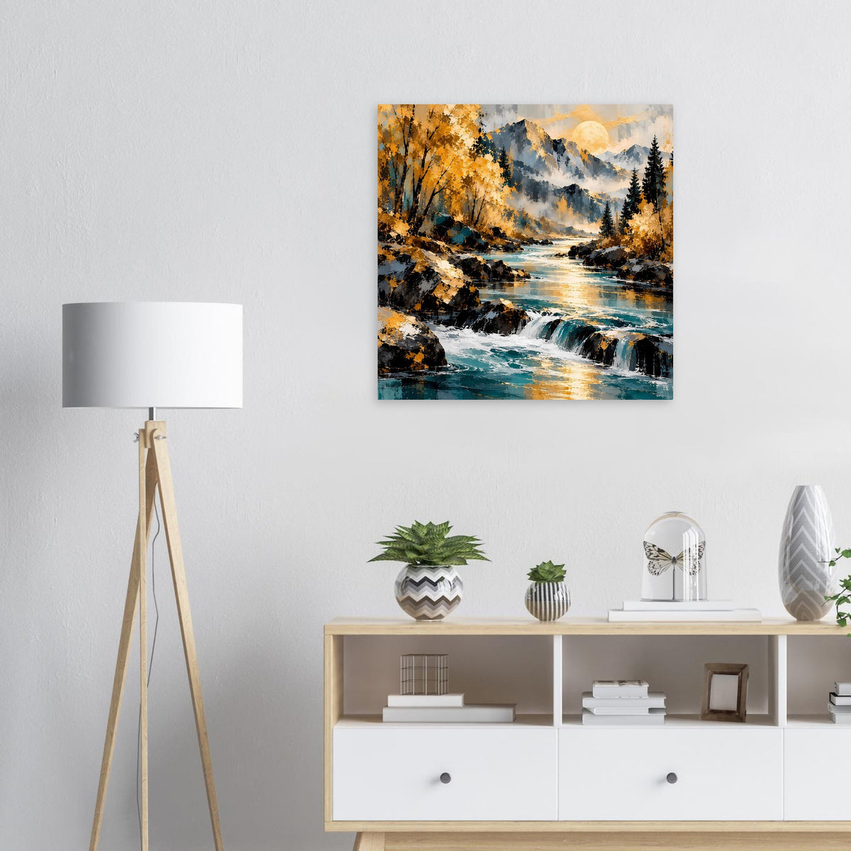 Herbstlandschaft-Poster: Fluss mit Wasserfällen, goldene Bäume, Bergkulisse