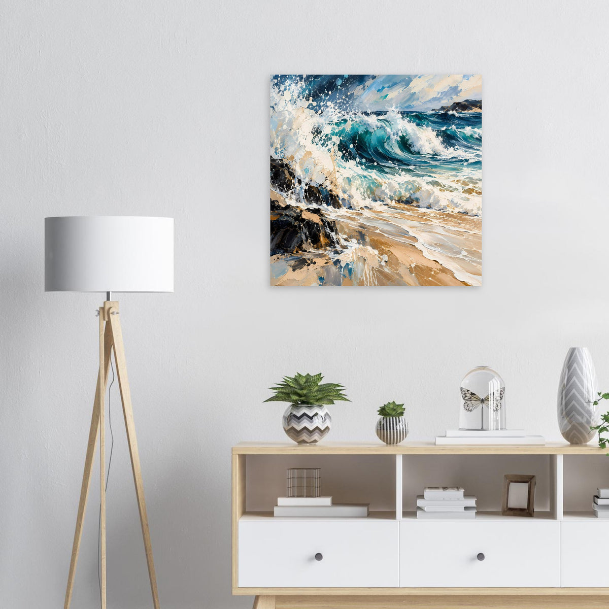 Meerwellen-Kunstposter: türkisblaue Welle über Sandstrand, quadratisch, auf mattem Papier