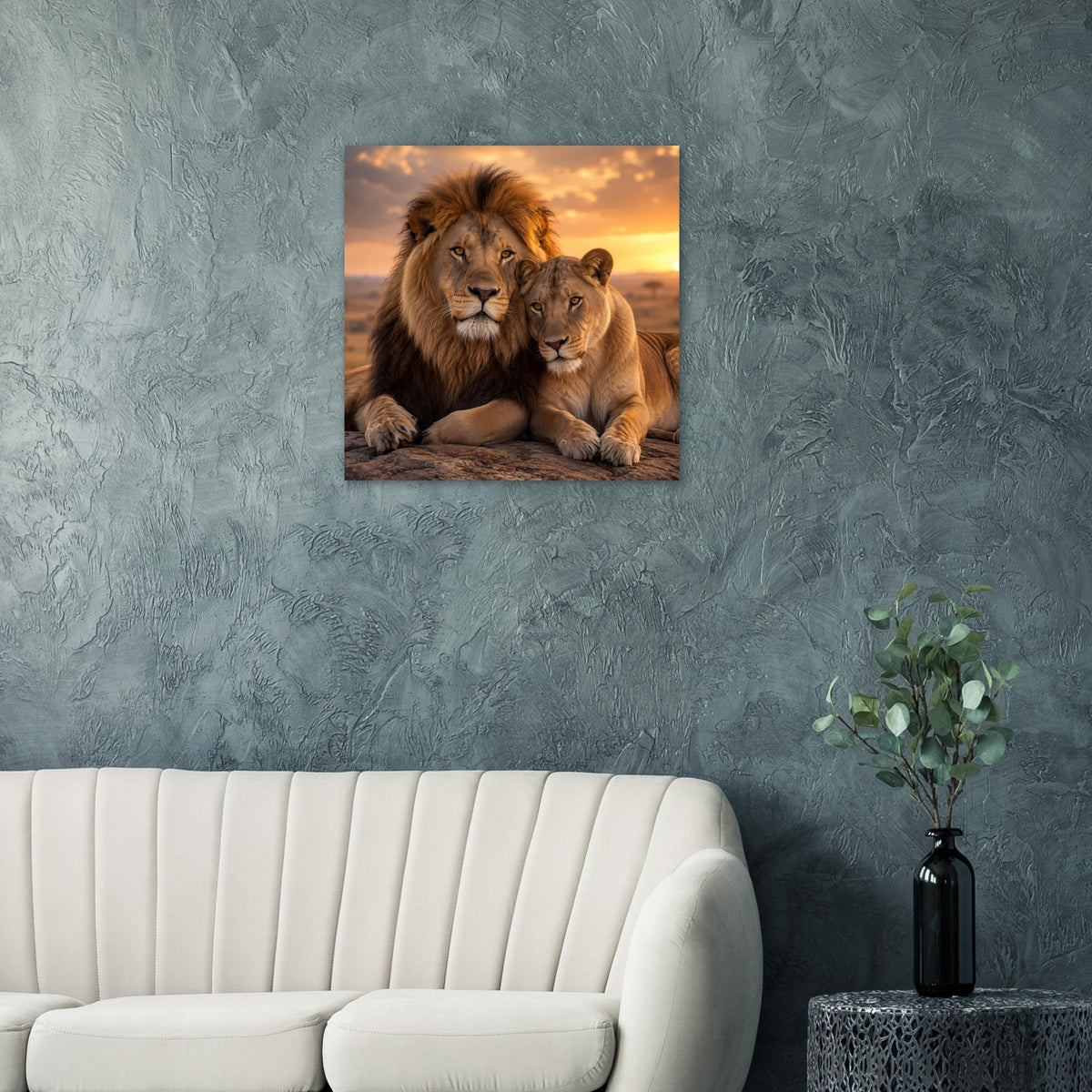 Gerahmtes Poster mit Löwenpaar und goldenem Himmel beim Sonnenuntergang