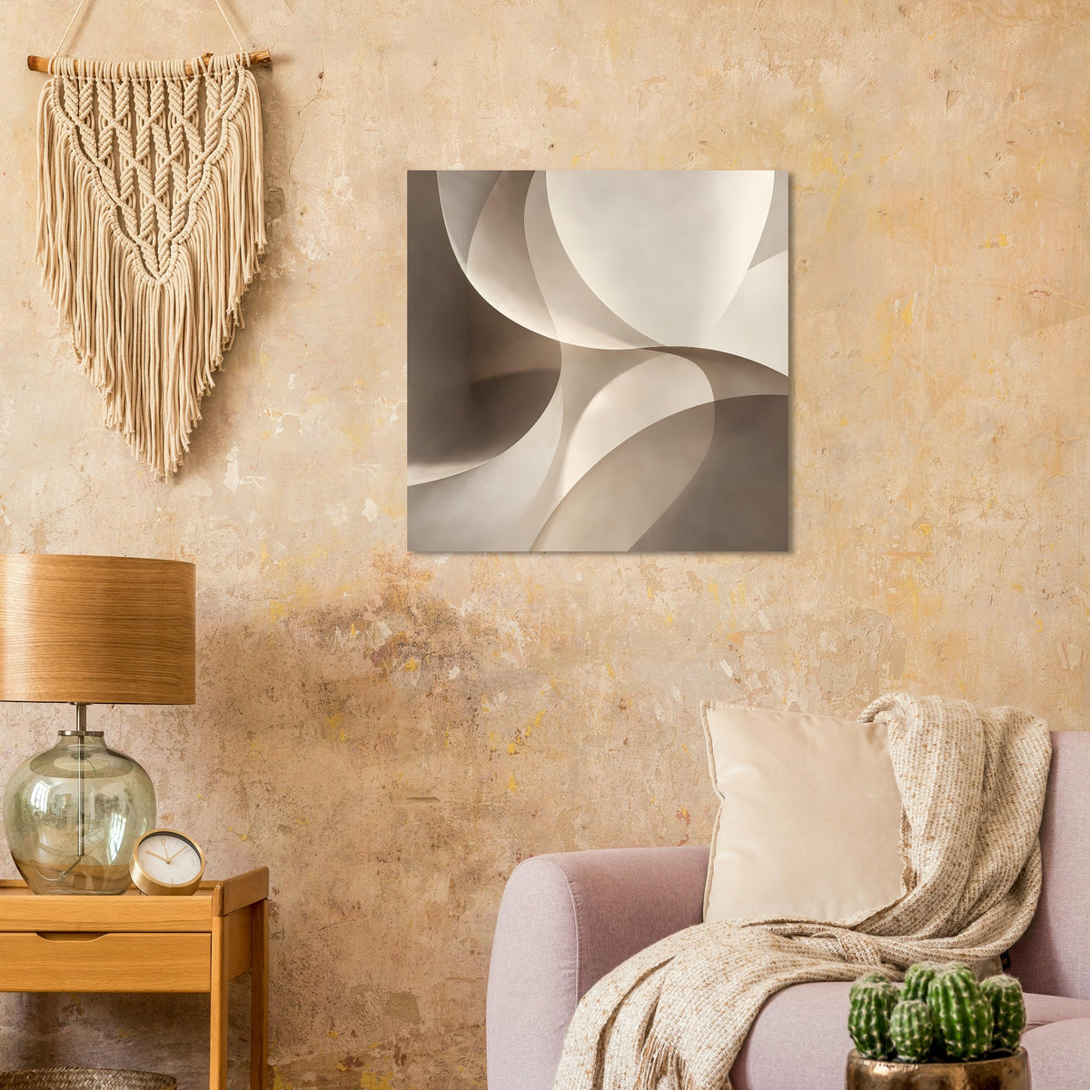 Quadratisches Kunstposter mit abstrakten Wellenbögen in Beige und Creme, elegantes Farbschema