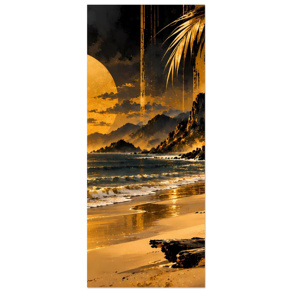 Strandposter (vertikal) mit goldener Sonne über dem Meer, Palmenblatt rechts, Ufer