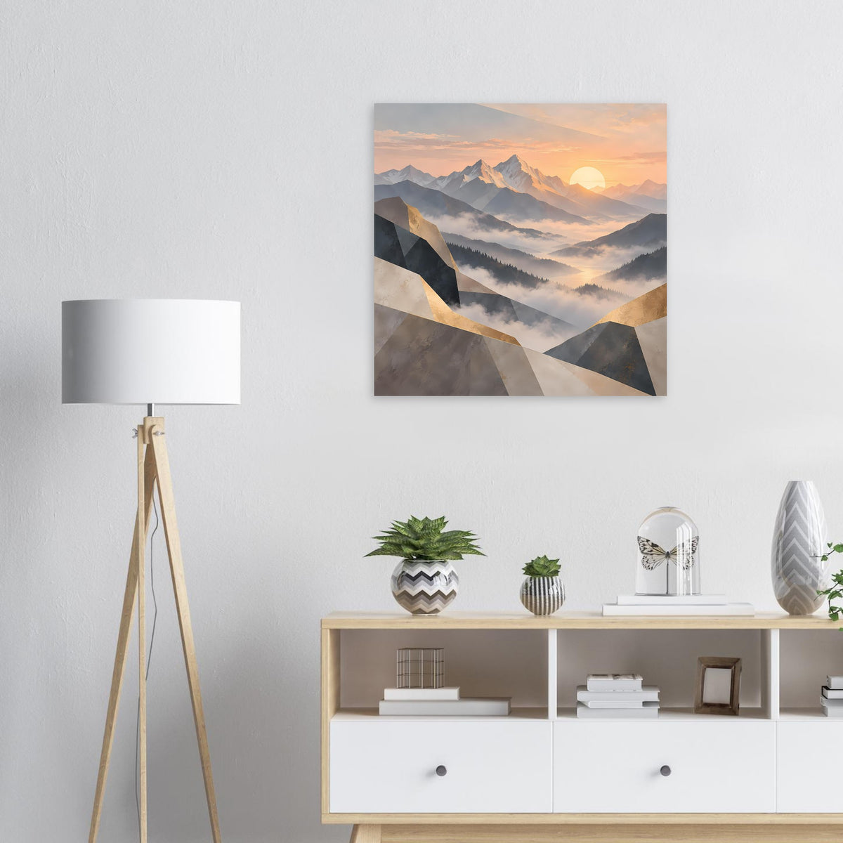 Quadratisches Wandposter mit Bergsonnenaufgang, Pastellverlauf und goldfarbenen Linien