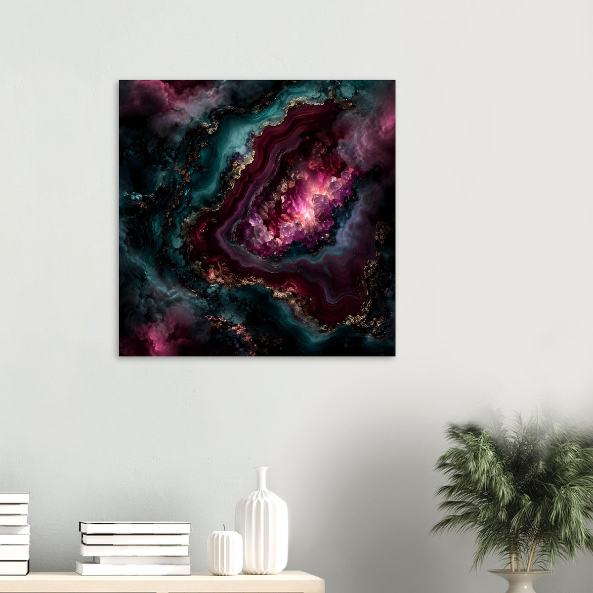Quadratisches Kunstposter mit violettem Kristallherz und türkisfarbenen Gesteinsadern