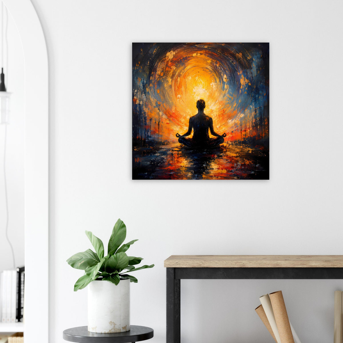 Abstraktes Poster mit meditierender Silhouette vor orange-blauem Lichtkreis, im schwarzen Rahmen