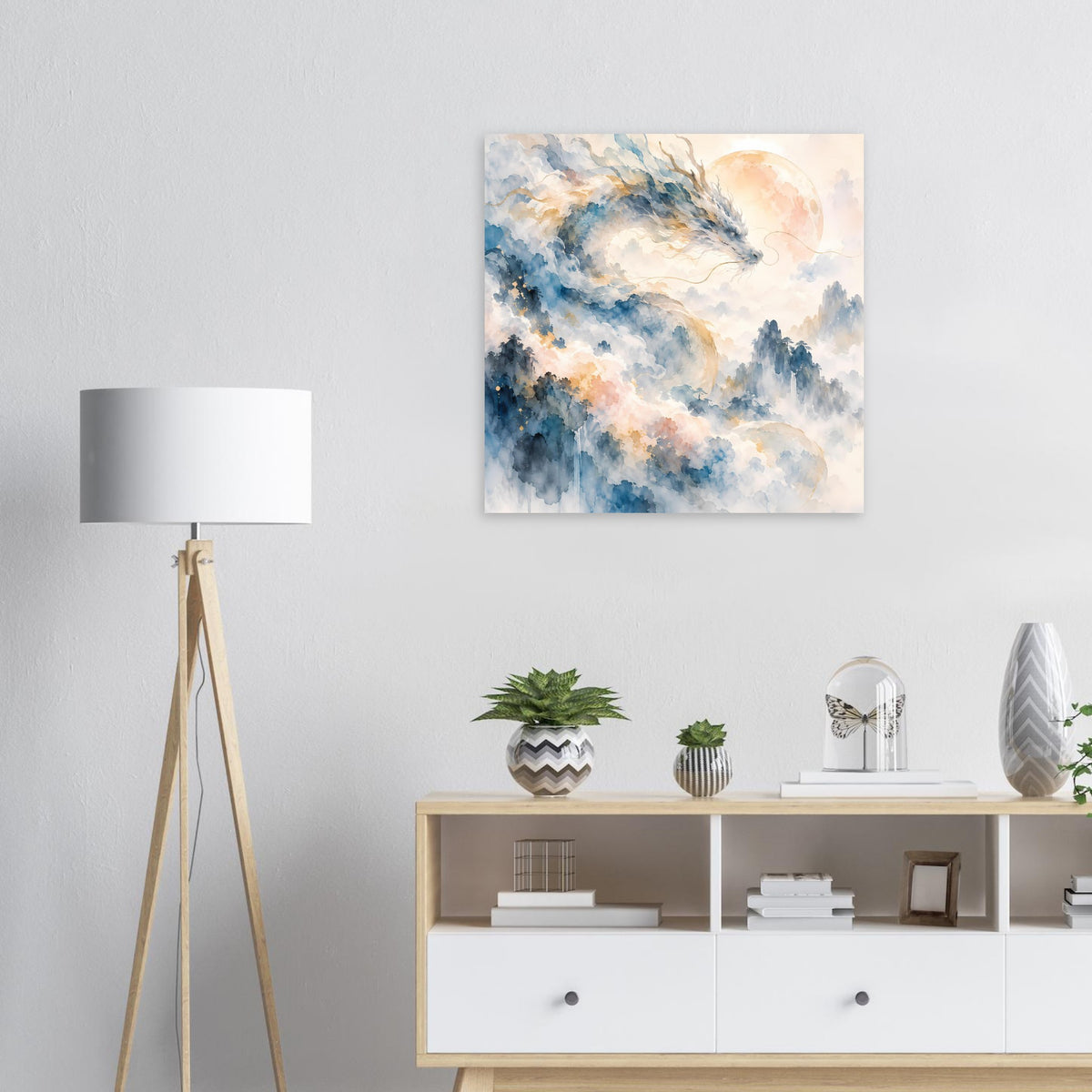 Aquarellposter mit Drachenmotiv über blauen Wolken und pastellfarbenem Himmel