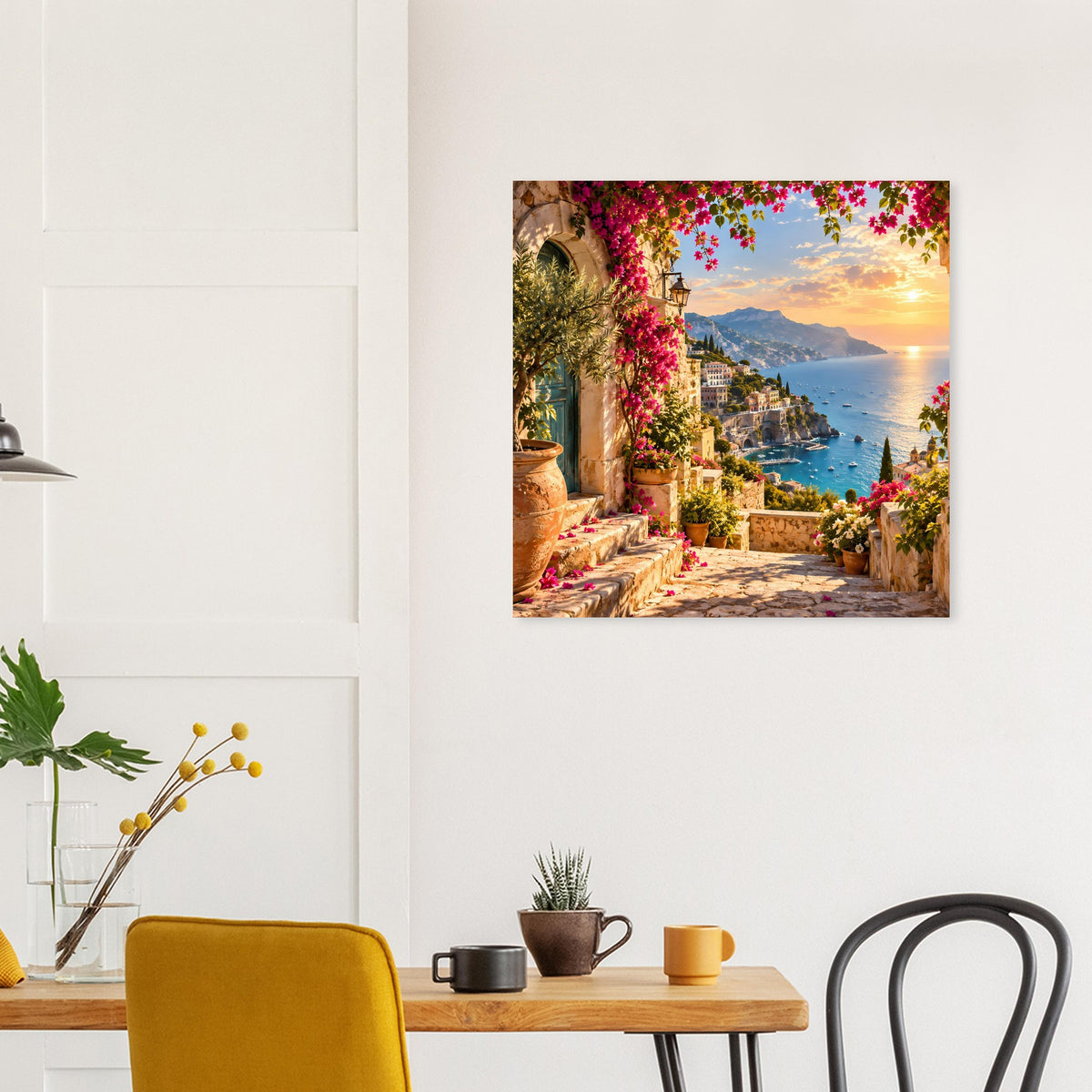 Quadratisches Poster mit Küstenpanorama, Häuserreihe und Meerblick bei untergehender Sonne